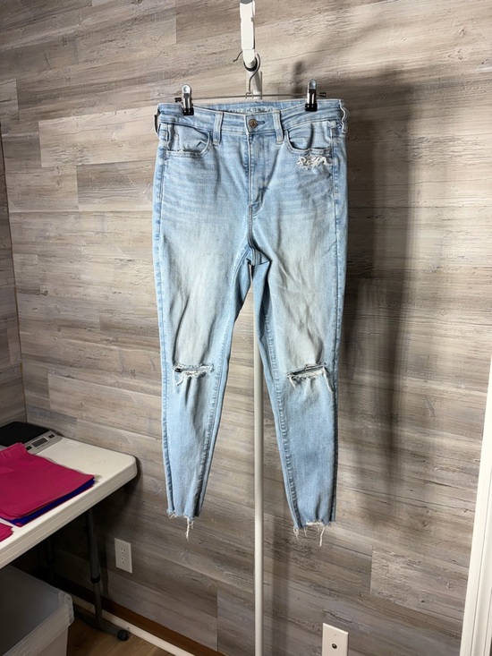 American Eagle Outfitters Denim - American Eagle Outfitters Light Wash Distressed Skinny Jeans 1922